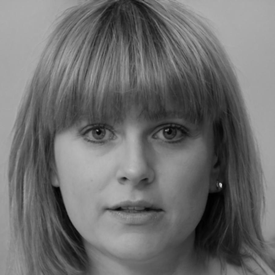 Portrait d'Élodie Vaillancourt, formatrice spécialisée en gestion réclamations